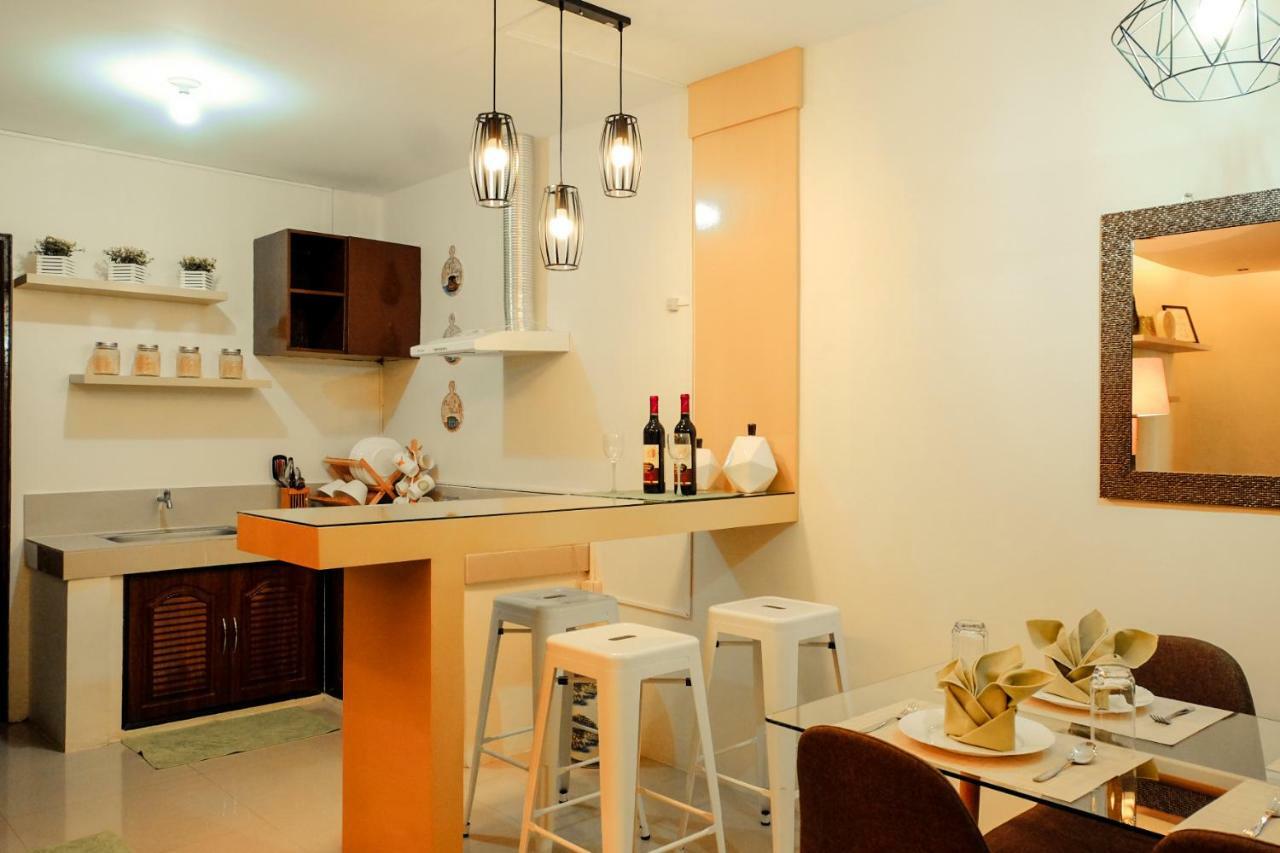 Fully Furnished Apartment With Netflix And Wifi Batangas Exteriör bild